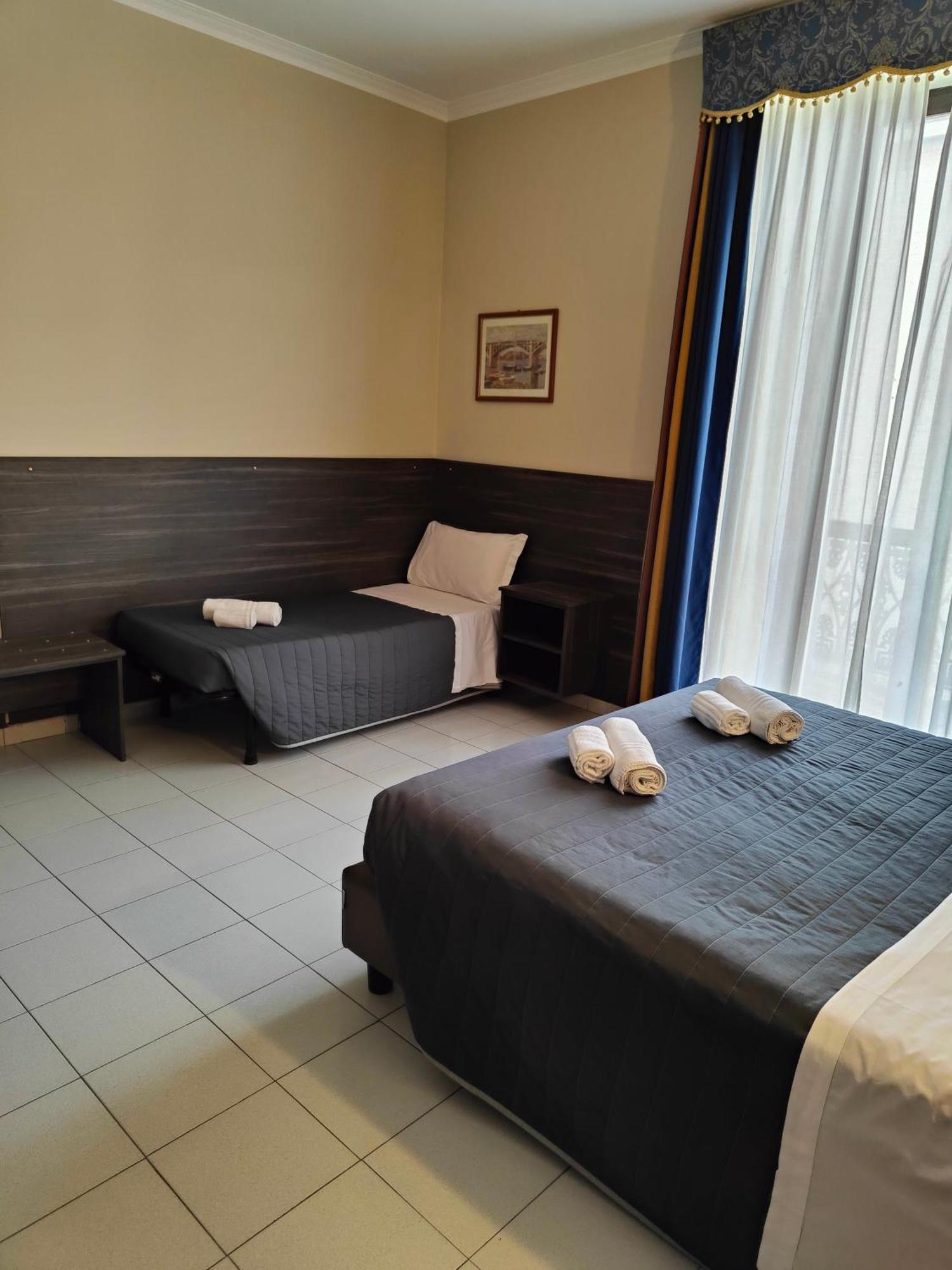 Hotel Romano Turijn Buitenkant foto
