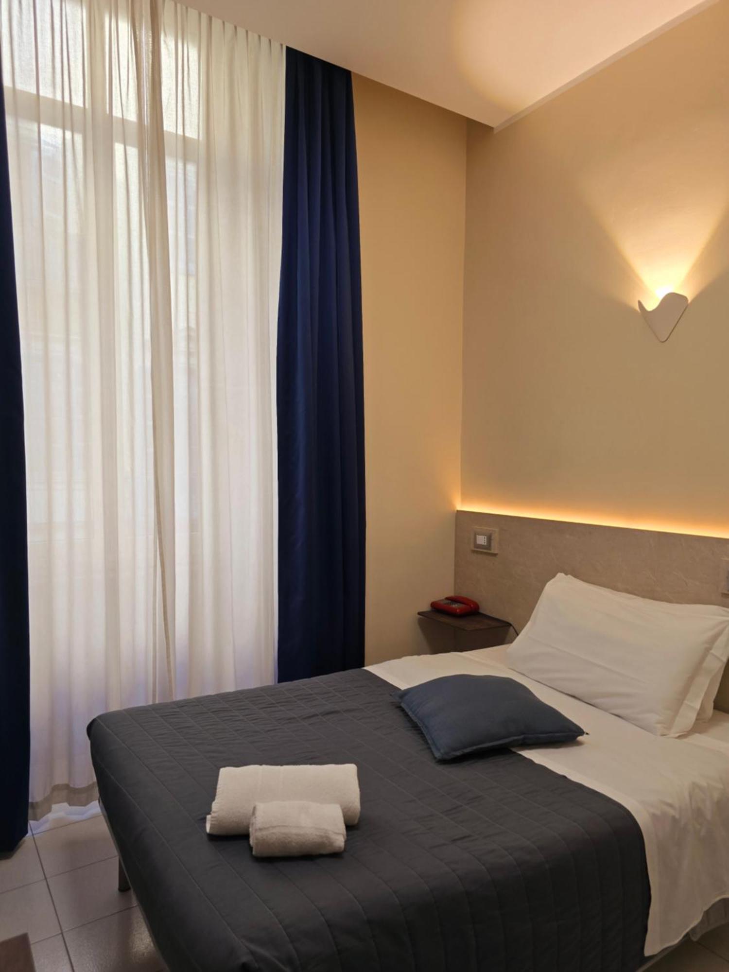 Hotel Romano Turijn Buitenkant foto